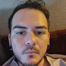 I cant really be mad at Gans. I think he genuinely loves and respects the  games. He just isn't a strong enough filmmaker to make a solid adaptation  or know what to