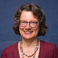 Ruth Dombrowski's Instagram, Twitter & Facebook