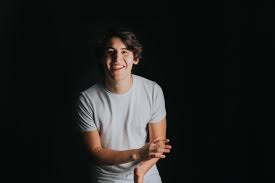 Ainda não temos a cifra desta música. Viernes 13 Marcos Menchaca Letras Com