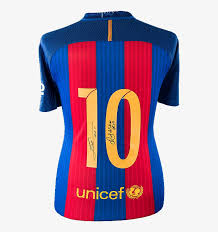 Lionel messi s'engage jusqu'en 2023 au paris sg, et portera le maillot n.30. Maillot Domicile Fc Barcelone Dedicace Par B Lionel Lionel Messi Ronaldinho Back Autographed Barcelona 870x890 Png Download Pngkit