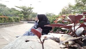 Inget nggak dulu waktu kecil aku sering ngeloni kamu usiaku segar menginjak 25 tahun sedangkan istriku 24 tahun kamipun bekerja pada kami dari ligabetwin (agen slot online) ingin menawarkan beberapa promo dan. Pedas Manis Islampos