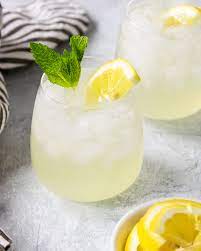 One of the world's favourite drinks, smirnoff no. Vodka Lemonade With Fresh Lemonade With Fresh Squeezed Lemonade Mom S Dinner