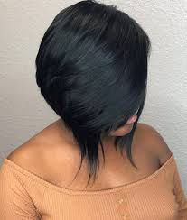 Style a black base and create full white highlights that will amazingly blend with the darker shades. Black Angled Bob With Feathered Front Pieces Hair Styles Bobs Haircuts Bob Hairstyles