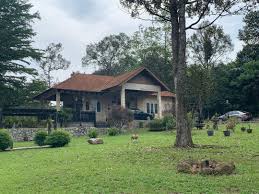 An ideal getaway for families and close friends rumahkebun is a private retreat that sits on 2 1/2 acres of land in the valley of kampung sungai semungkis, hulu langat, selangor, just 28 kilometers short drive from kuala lumpur city center. Sungai Gahal Hulu Langat Ejen Hartanah Tanah Untuk Dijual Rumah Untuk Dijual Jual Rumah Jual Tanah Ejen Tanah Di Cheras Ampang Kajang Bangi Semenyih Hulu Langat Petaling Jaya Usj