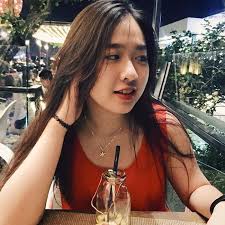 Cô gái tặng hoa Tổng thống Trump bất ngờ thi Hoa hậu Việt Nam, nổi bật nhất  dàn thí sinh