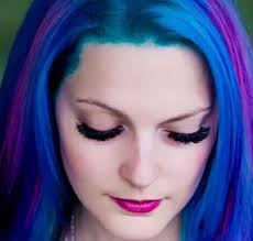 Die Wimpernlady, Nadja Dessbesell