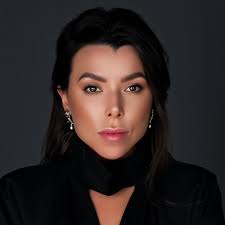 ADELE HANSEN (@pampamdelika) • Instagram photos and videos