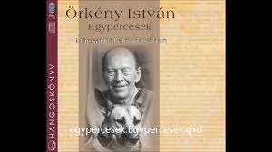 Mikor a feltörekvő sportújságíró, erik kernan megment egy csövest az őt épp összeverni készülő balhés fiatalok bandájától, még fogalma sincs, voltaképp kivel. Orkeny Istvan Egypercesek Hangoskonyv Uzenet A Palackban Film Historical Poster