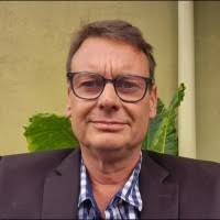 100+ "Dave Gilson" profiles