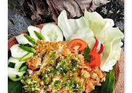 Apalagi bagi pencinta masakan pedas. Resep Ayam Geprek Sambal Hijau Nikmat Dan Spesial Permataboga Website