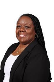 Lillian Donohue's Instagram, Twitter & Facebook