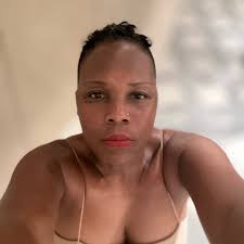 What is the difference between the steak in the main dining room and the  steakhouse