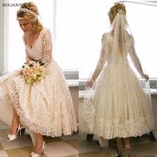 Finde dein brautkleider bei pronovias. Vintage Spitze 1950s Hochzeit Kleider 2021 Tee Lange Land Stil Kurze V Ausschnitt Brautkleider Mit Illusion 3 4 Armeln Nach Mass Wedding Dresses Aliexpress