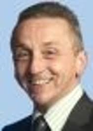 McCandless defects to the UUP