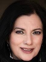 Lynnette Ackley's Instagram, Twitter & Facebook