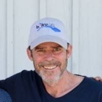 1400+ "Streiff" profiles