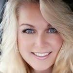 Lonnie Bone's Instagram, Twitter & Facebook