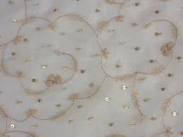 Nous vous proposons un large choix de teintes, à choisir selon vos besoins et vos préférences. Tissu Organza Brode A La Canetille Couture Mode Diy Tissu Broderie Confection De Robe