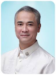 Luis Campos (politician)