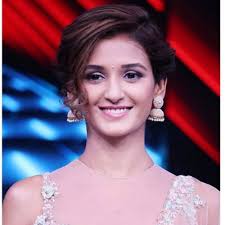 Shakti Mohan Bio Age Sister Net Worth Bofriend Husband Height Their filmy love stories migrated shakti mohan bio age sister net worth