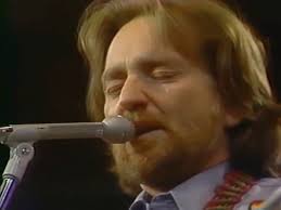 Willie Nelson gets 2 birthdays. What a great show this is! Killer band.  Bobbie Lee Nelson has always been one of my favorite piano players. Mickey  Raphael