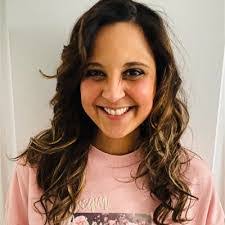 Cheryl Olinger's Instagram, Twitter & Facebook