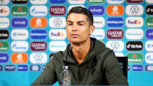 Cristiano ronaldo dos santos aveiro goih comm is a portuguese professional footballer who plays as a forward for serie a club juventus and c. Ø´Ø§Ù‡Ø¯ Ù„Ø­Ø¸Ø§Øª ØºØ¶Ø¨ Ø±ÙˆÙ†Ø§Ù„Ø¯Ùˆ ÙˆØ£ÙˆÙ„ Ø±Ø¯ Ù…Ù† ÙƒÙˆÙƒØ§ ÙƒÙˆÙ„Ø§
