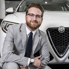 Fca bank, a través de su subsidiaria leasys, finaliza la compra de drivalia car rental en españa. Christian Schneider Fca Austria Content Marketing Speaker Auf Der Cmcx