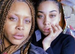 Celebrities with their moms... Twinning ♥️ ♥️ ♥️