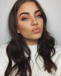 Amanda Zeni Makeup Artist