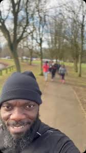 今日、物事が一段と切り替わった... ❤️🥳💪🏾 それは素晴らしかった!  素晴らしい、強い人間の集団に囲まれて、私たちは自分のために、私たちの幸福のために、そして互いのために現れた。 💕  参加してくれたすべての素晴らしい女性へ—ありがとう! 次の人は誰 ...