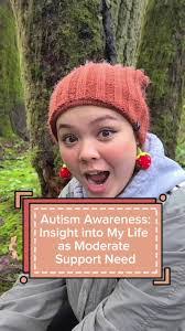 Diana Clowers's Instagram, Twitter & Facebook