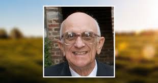 Nancy Lampman's Instagram, Twitter & Facebook