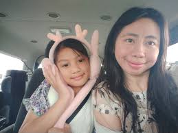 AJ beet red Karen flipping people off Papa Read has court officer as a baby  sitter.