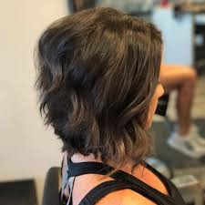 The regular trimmed layers make it appropriate for formal occasions. 35 Cute Easy Short Layered Haircuts Trending In 2021