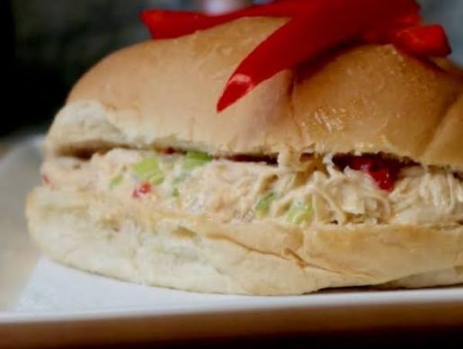 pan con pollo