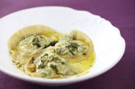 Recette De Ravioli Di Ricotta E Spinaci Facile Et Rapide Recette Ravioli Sauce Oseille Recette