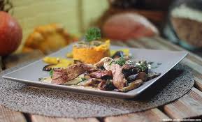 Aiguillettes De Canard Aux Cepes Et Ecrase De Patate Douce Patisson Recettes Pour Diabetiques Et Dietetiques Recette En 2020 Aiguillettes De Canard Recette Aiguillette De Canard Recettes Pour Diabetiques