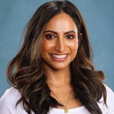 Nicole Macdougall's Instagram, Twitter & Facebook