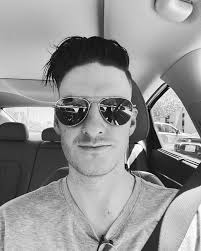 The Spanish airline Vueling removed a group of French students and a  teacher