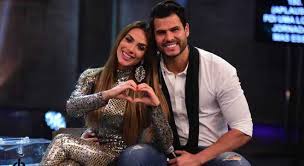 Geórgia e thiago, renata e leandro e márcia e rod bala foram os primeiros a receberem. Qpyhfteiowxwpm