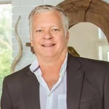 Laurie Ermer, Real Estate Agents