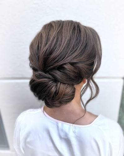 Soft and elegant with a hint of a rope braid detail. I love that you could use so many different accessory options with this updo depending on the vibe you're going for! #