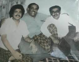 الفن الحضرمي الفنان ابوبكر سالم بلفقية في مدينة سيؤن Facebook