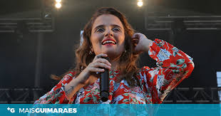 Todas as estrelas que brilham em portugal passam por cá. Multiusos Celebra 17 Anos Ao Som De Carolina Deslandes Mais Guimaraes