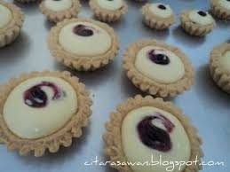 Biasanya cheese tart ni glamor dengan blueberry. Blueberry Cheese Tart Tart Keju Blueberi Resepi Terbaik Blueberry Cheese Tart Recipe Cheese Tarts Puff And Pie