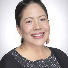 Anna Batts's Instagram, Twitter & Facebook