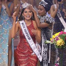 After a year without the miss universe pageant due to the coronavirus pandemic, andrea meza of mexico was crowned on sunday as the most beautiful woman on earth. Bvselulpspyicm