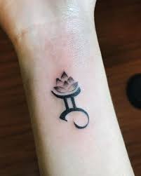 60 Best Gemini Tattoos Ideas Hike N Dip Gemini Tattoo Designs Gemini Tattoo Wrist Tattoos For Women