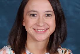 Holmes recognizes faculty, staff for years of service